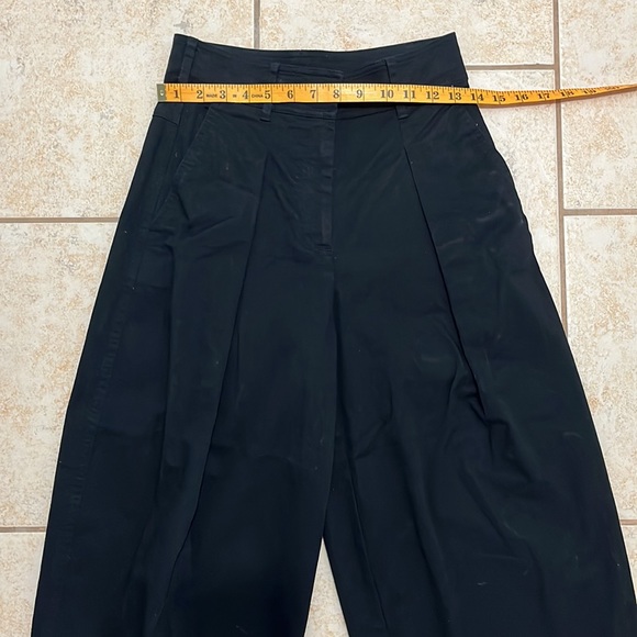 ARITZIA The Group Babaton Beecroft pleated wide leg pants size 2 black - Picture 5 of 15
